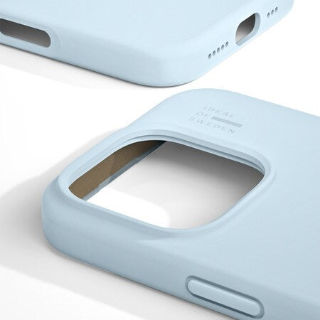 Coque en silicone MagSafe bleu clair pour iPhone 16 Pro Max